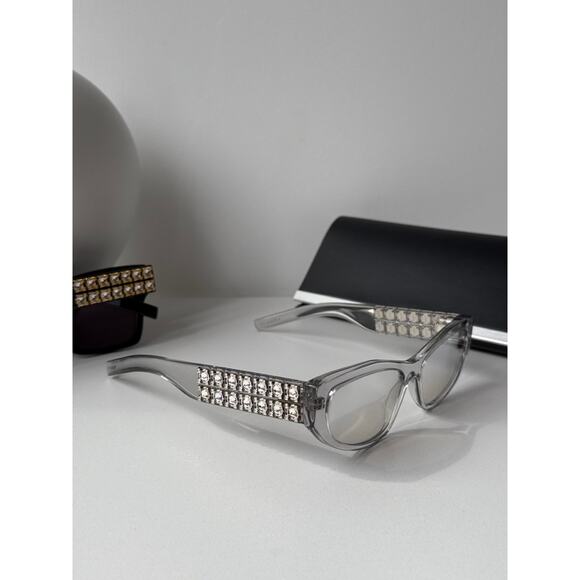NEW Givenchy GV40078U Cat Eye Mirror Crystal Sunglasses $700 - Picture 4 of 7